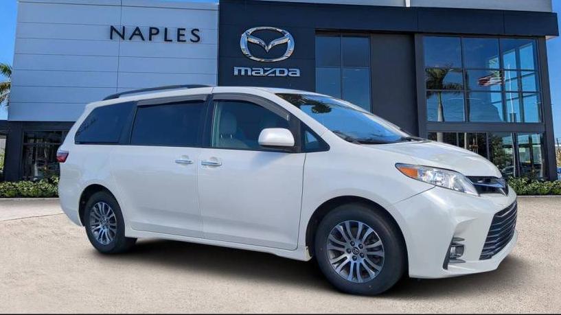 TOYOTA SIENNA 2019 5TDYZ3DC3KS982749 image