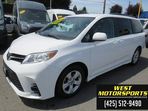 TOYOTA SIENNA 2019 5TDKZ3DC4KS997637 image