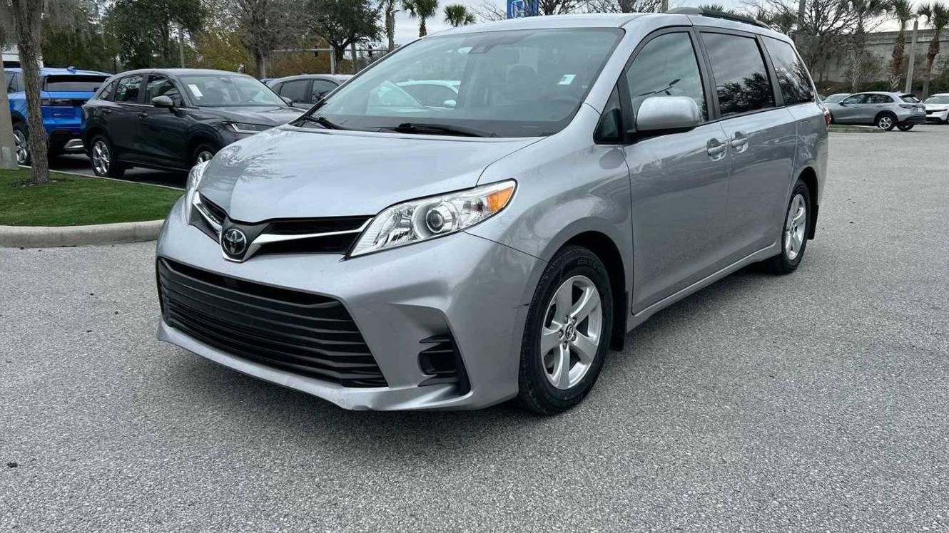 TOYOTA SIENNA 2018 5TDKZ3DC1JS941878 image