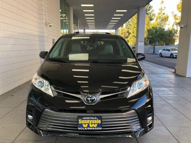 TOYOTA SIENNA 2018 5TDDZ3DC7JS189628 image