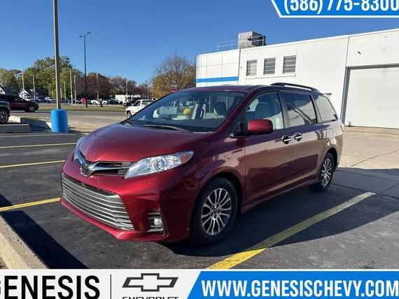 TOYOTA SIENNA 2018 5TDYZ3DC9JS919301 image