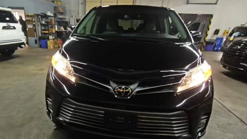 TOYOTA SIENNA 2018 5TDYZ3DC2JS931743 image