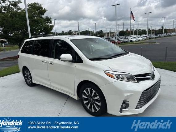 TOYOTA SIENNA 2018 5TDYZ3DC3JS955730 image