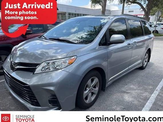 TOYOTA SIENNA 2018 5TDKZ3DC9JS904125 image
