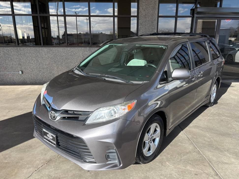 TOYOTA SIENNA 2018 5TDKZ3DCXJS931396 image