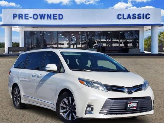 TOYOTA SIENNA 2018 5TDYZ3DC6JS948643 image TOYOTA SIENNA 2018 5TDYZ3DC6JS948643 image