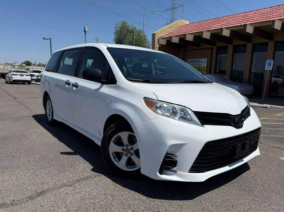 TOYOTA SIENNA 2018 5TDZZ3DC8JS948728 image