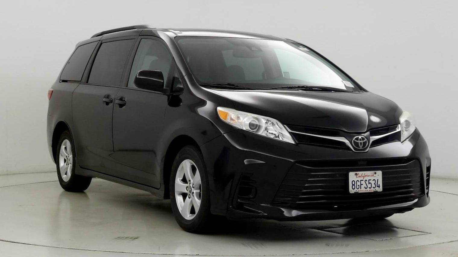 TOYOTA SIENNA 2018 5TDKZ3DC5JS930933 image