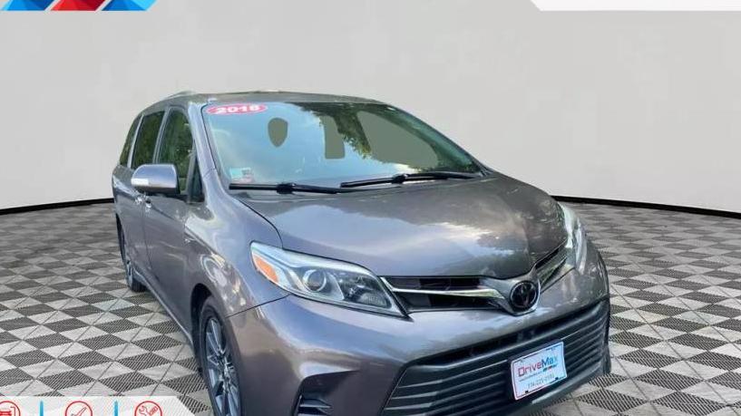 TOYOTA SIENNA 2018 5TDDZ3DC9JS200015 image