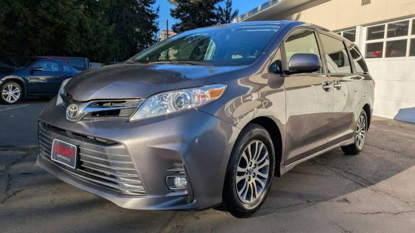 TOYOTA SIENNA 2018 5TDYZ3DC3JS920573 image