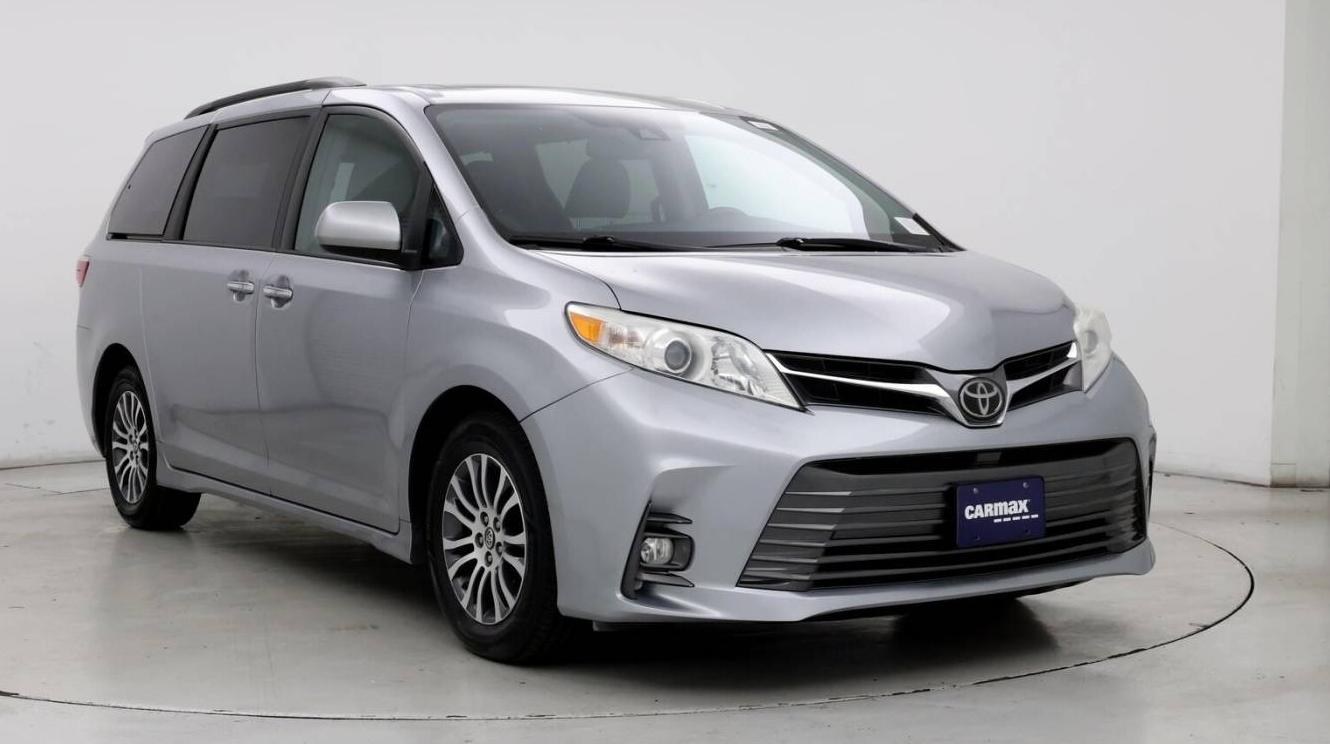 TOYOTA SIENNA 2018 5TDYZ3DC7JS918129 image