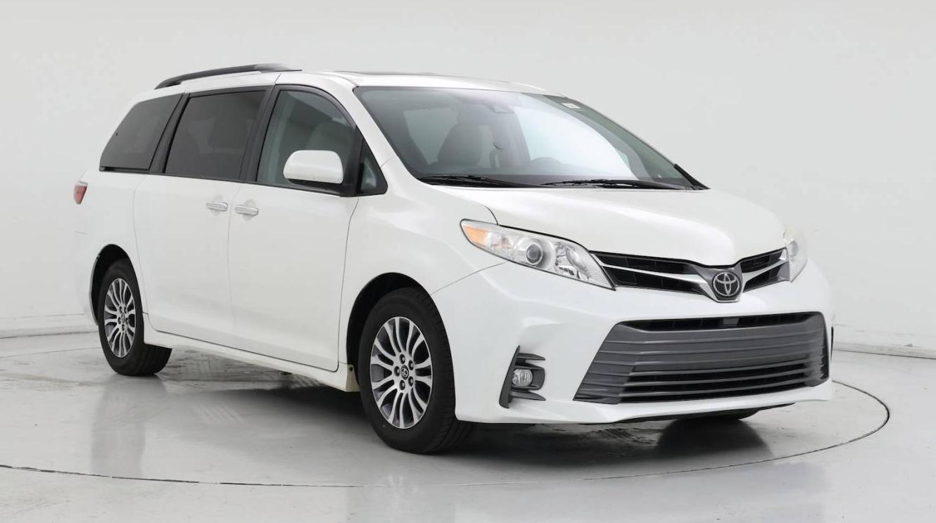 TOYOTA SIENNA 2018 5TDYZ3DC1JS913167 image