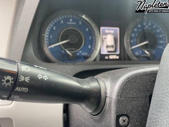 TOYOTA SIENNA 2018 5TDKZ3DC0JS955075 image