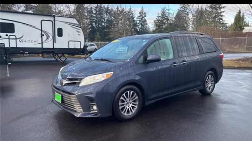 TOYOTA SIENNA 2018 5TDYZ3DC0JS921387 image