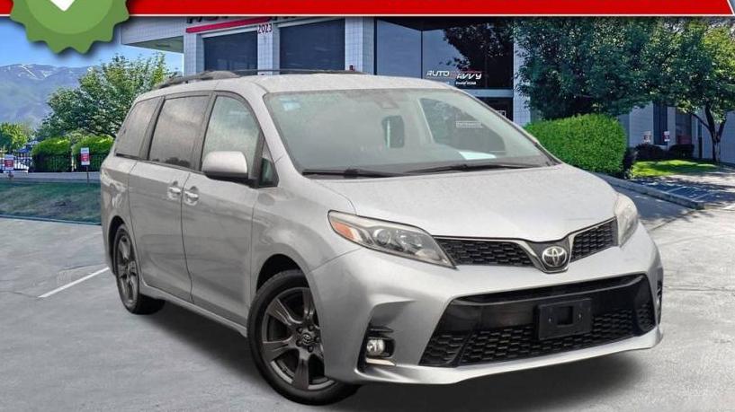 TOYOTA SIENNA 2018 5TDXZ3DC5JS902118 image