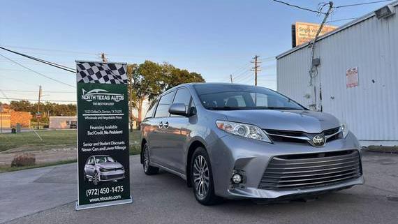 TOYOTA SIENNA 2018 5TDYZ3DC4JS941917 image