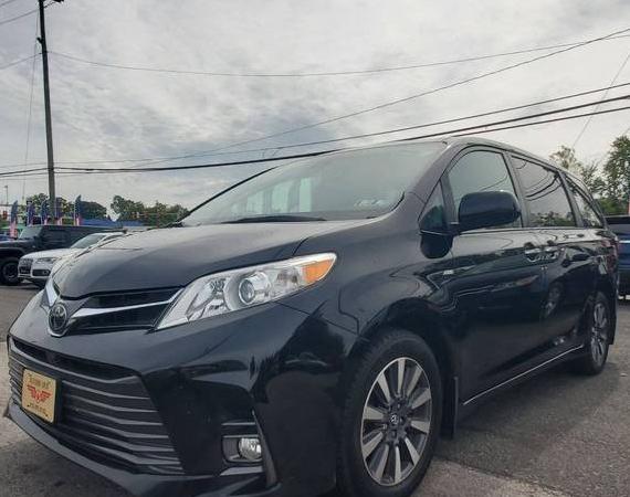 TOYOTA SIENNA 2018 5TDDZ3DC1JS203877 image