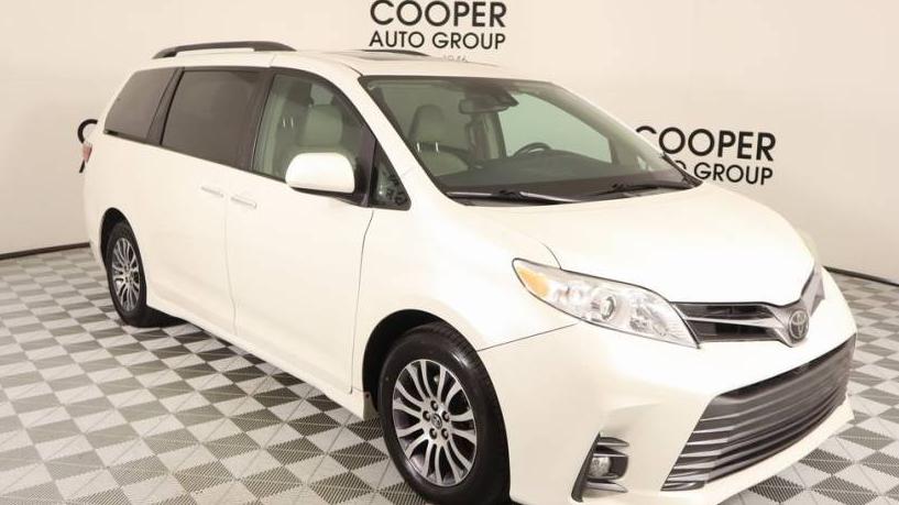 TOYOTA SIENNA 2018 5TDYZ3DC5JS922017 image