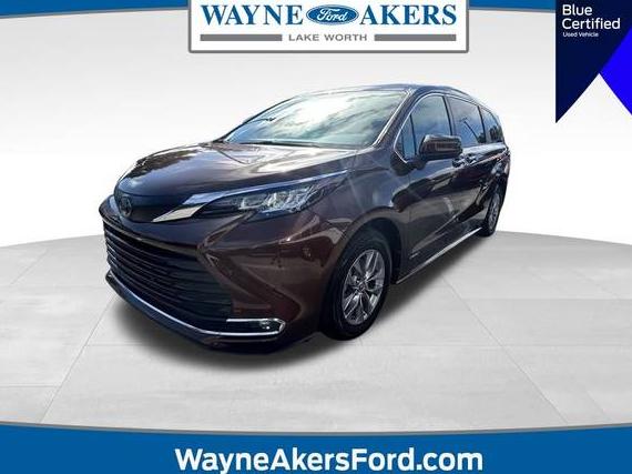 TOYOTA SIENNA 2021 5TDJRKEC1MS011357 image