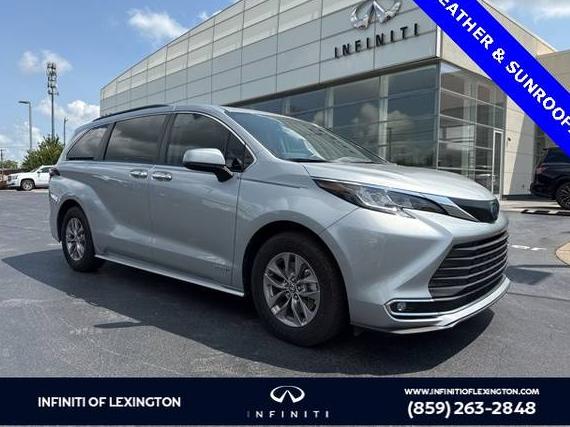 TOYOTA SIENNA 2021 5TDYRKEC4MS010279 image