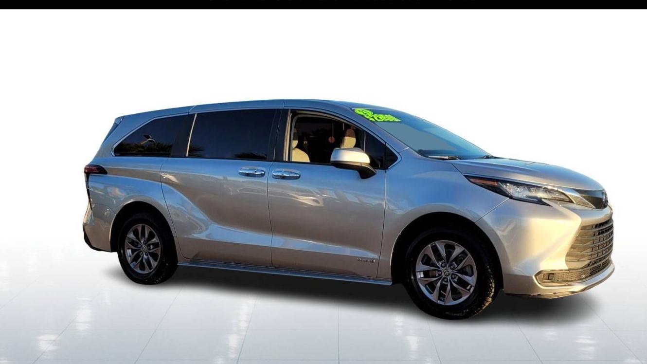 TOYOTA SIENNA 2021 5TDKRKEC3MS037558 image