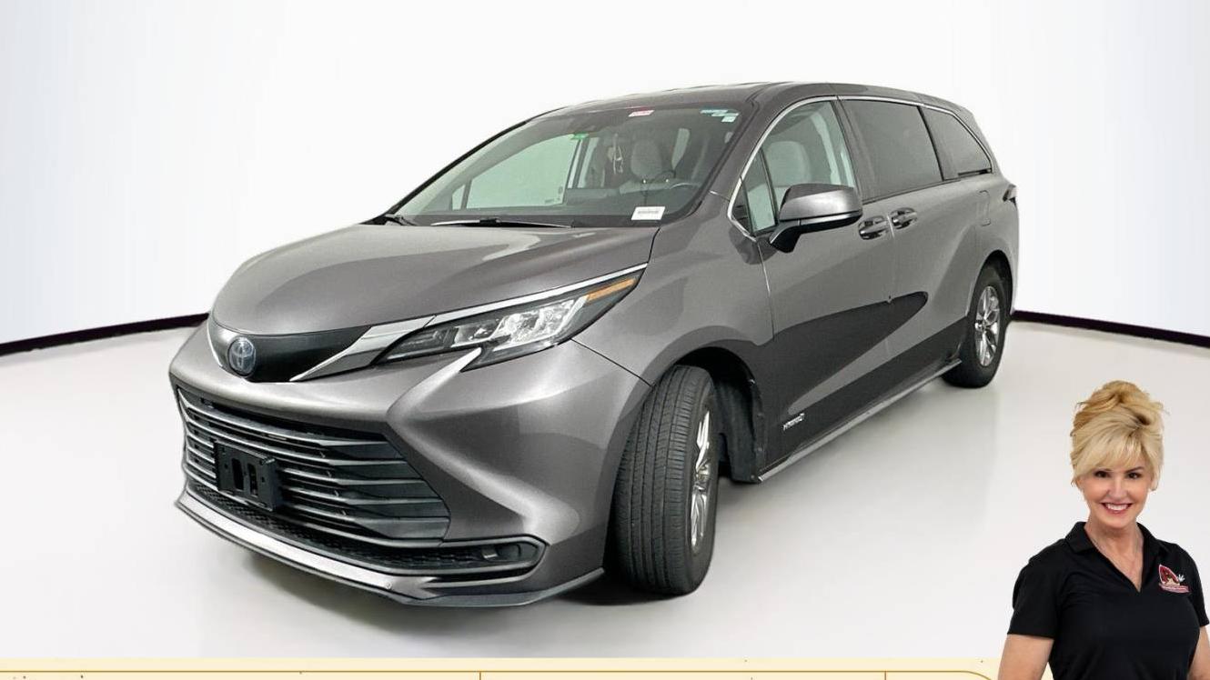 TOYOTA SIENNA 2021 5TDKRKEC2MS030746 image