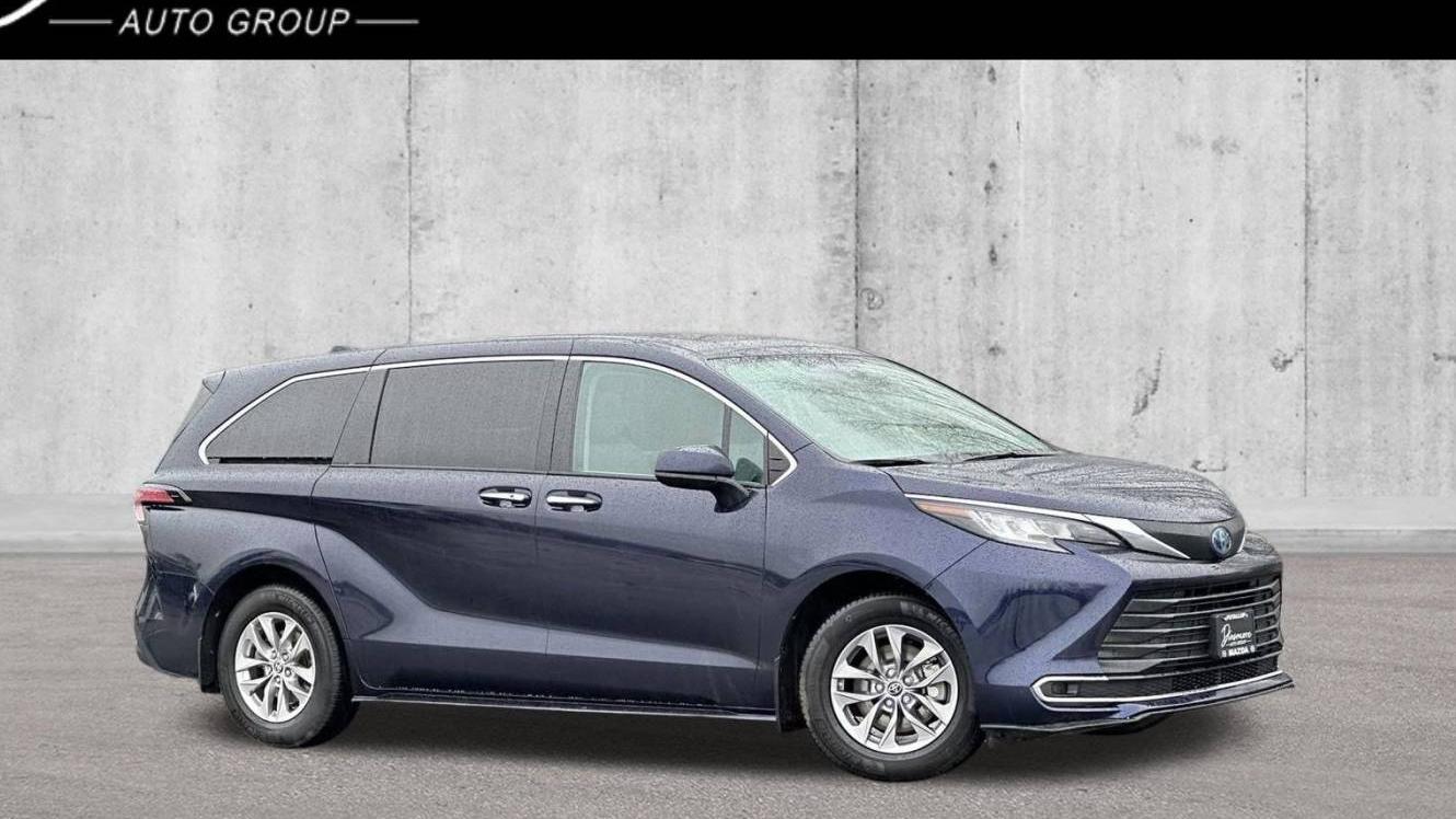 TOYOTA SIENNA 2021 5TDGSKFC0MS026512 image