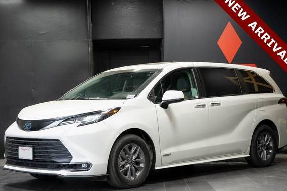 TOYOTA SIENNA 2021 5TDYRKEC2MS061439 image