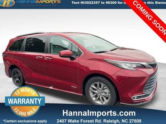TOYOTA SIENNA 2021 5TDYRKEC5MS007049 image