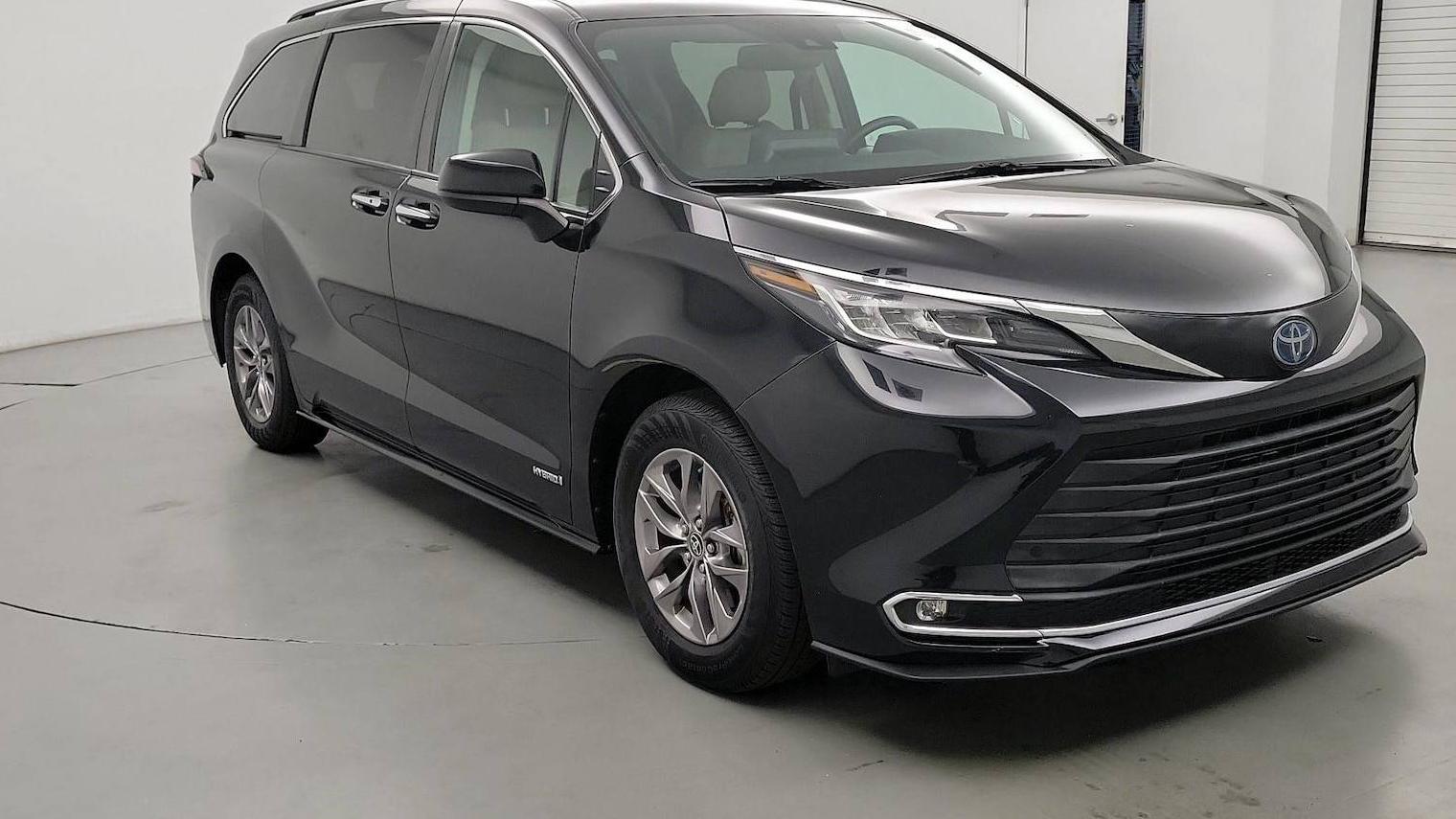 TOYOTA SIENNA 2021 5TDYRKEC3MS047579 image