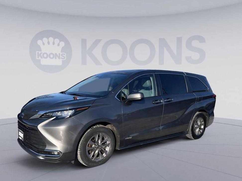 TOYOTA SIENNA 2021 5TDYRKEC2MS004741 image