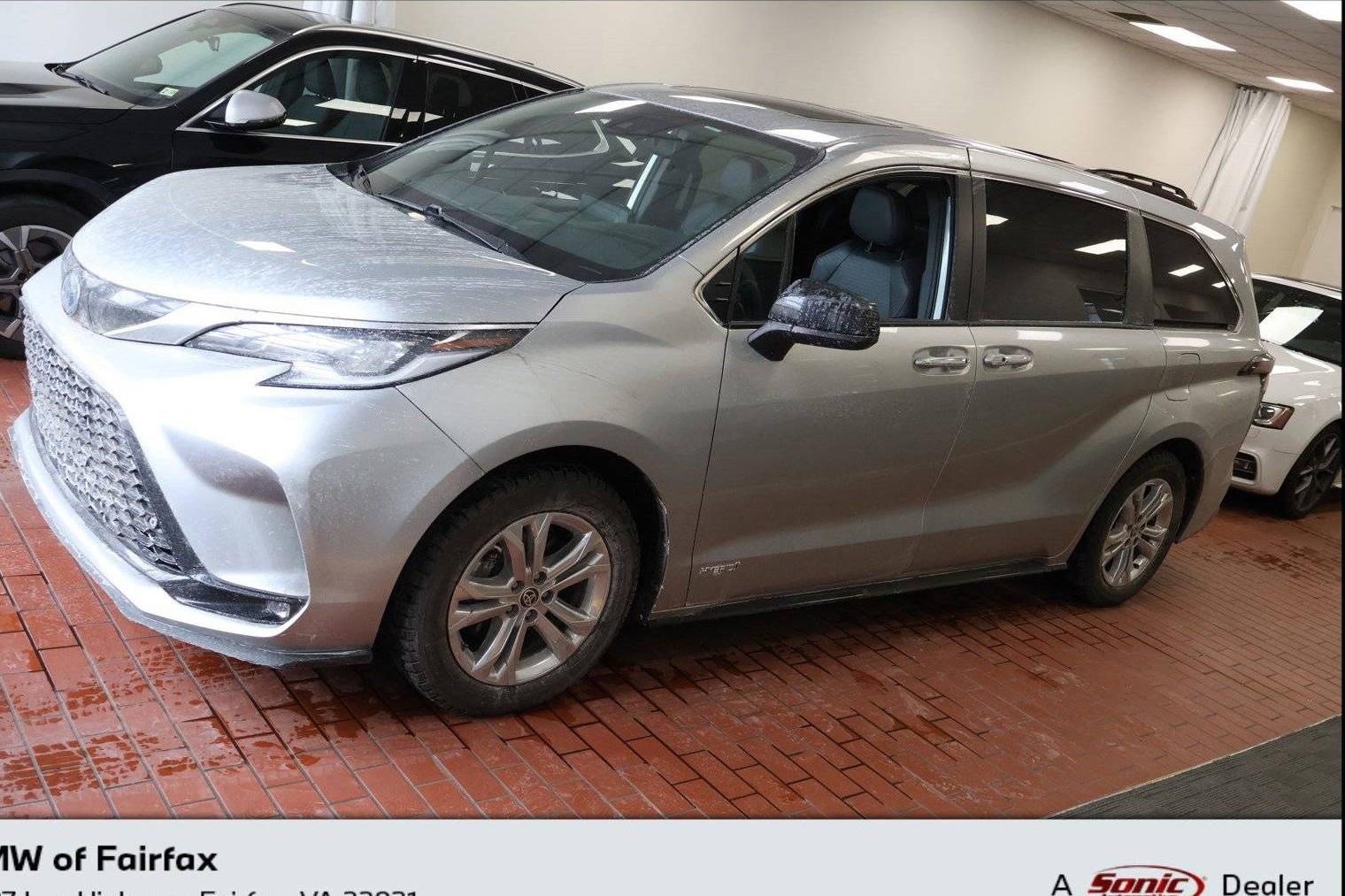 TOYOTA SIENNA 2021 5TDXSKFC9MS030591 image