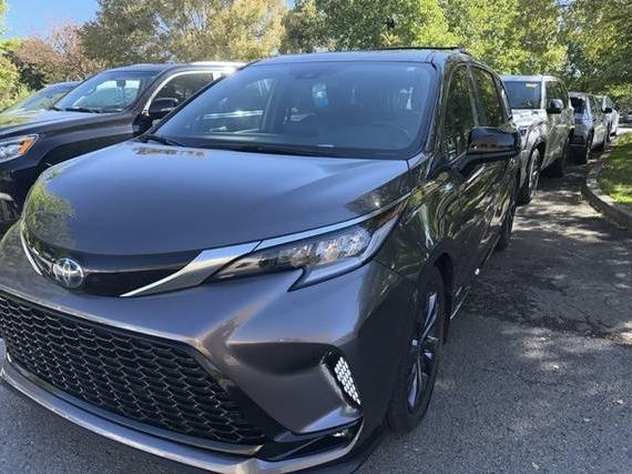 TOYOTA SIENNA 2021 5TDDRKEC8MS019274 image