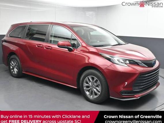TOYOTA SIENNA 2021 5TDKRKEC2MS043142 image