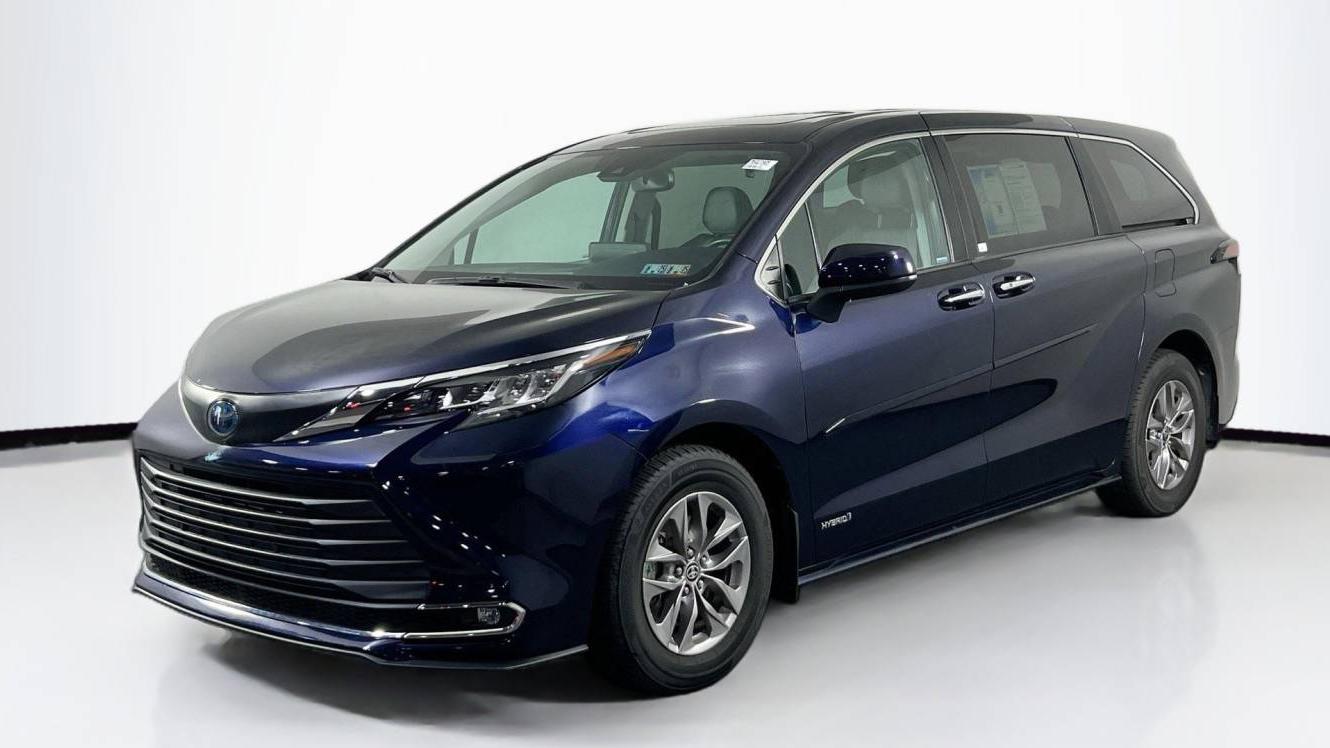 TOYOTA SIENNA 2021 5TDYRKEC8MS022905 image