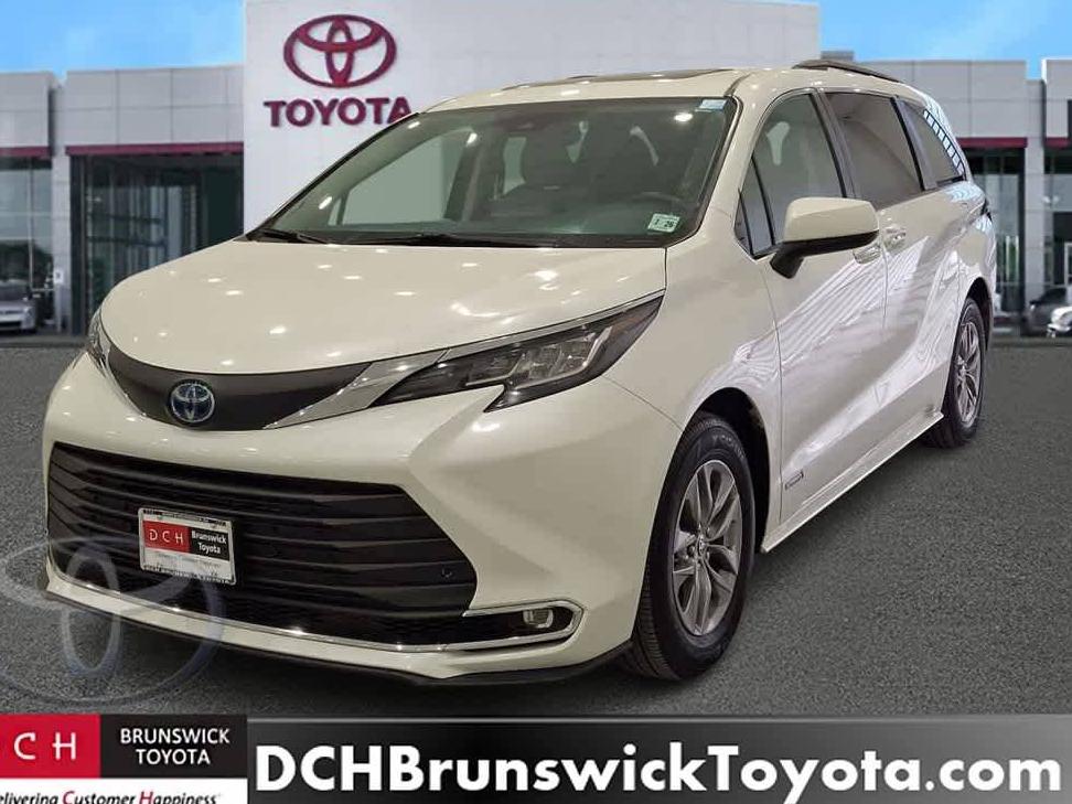 TOYOTA SIENNA 2021 5TDYRKEC4MS056453 image