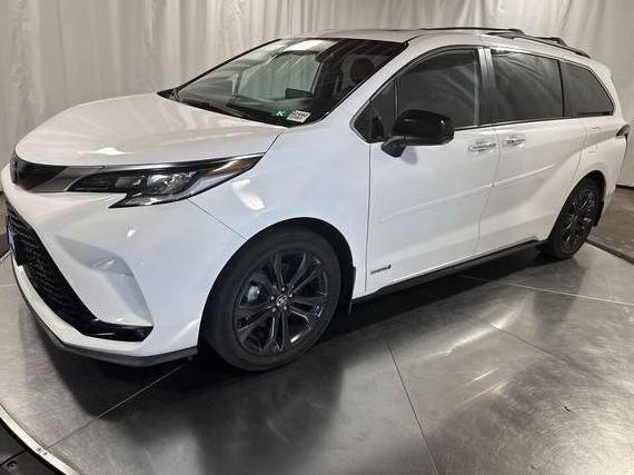 TOYOTA SIENNA 2021 5TDDRKEC5MS064009 image
