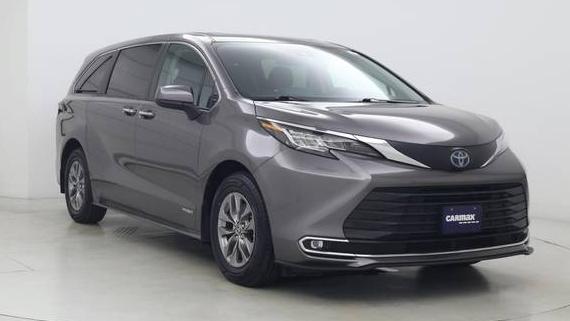 TOYOTA SIENNA 2021 5TDYRKEC2MS024763 image
