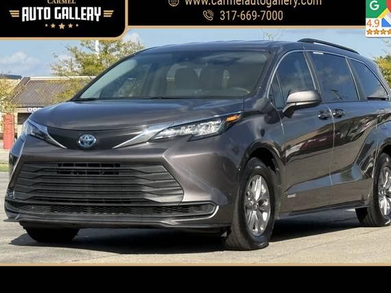 TOYOTA SIENNA 2021 5TDKRKEC4MS042672 image