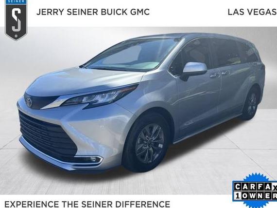 TOYOTA SIENNA 2021 5TDYRKEC1MS009137 image