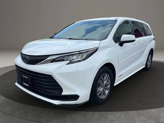 TOYOTA SIENNA 2021 5TDKRKEC1MS060160 image