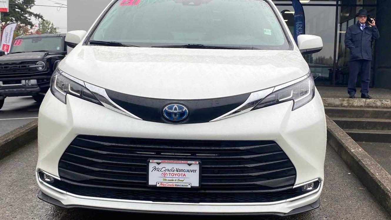 TOYOTA SIENNA 2021 5TDJRKEC4MS056129 image