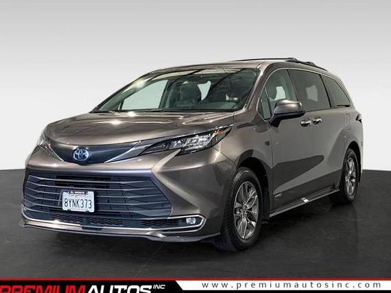 TOYOTA SIENNA 2021 5TDYRKEC2MS071047 image