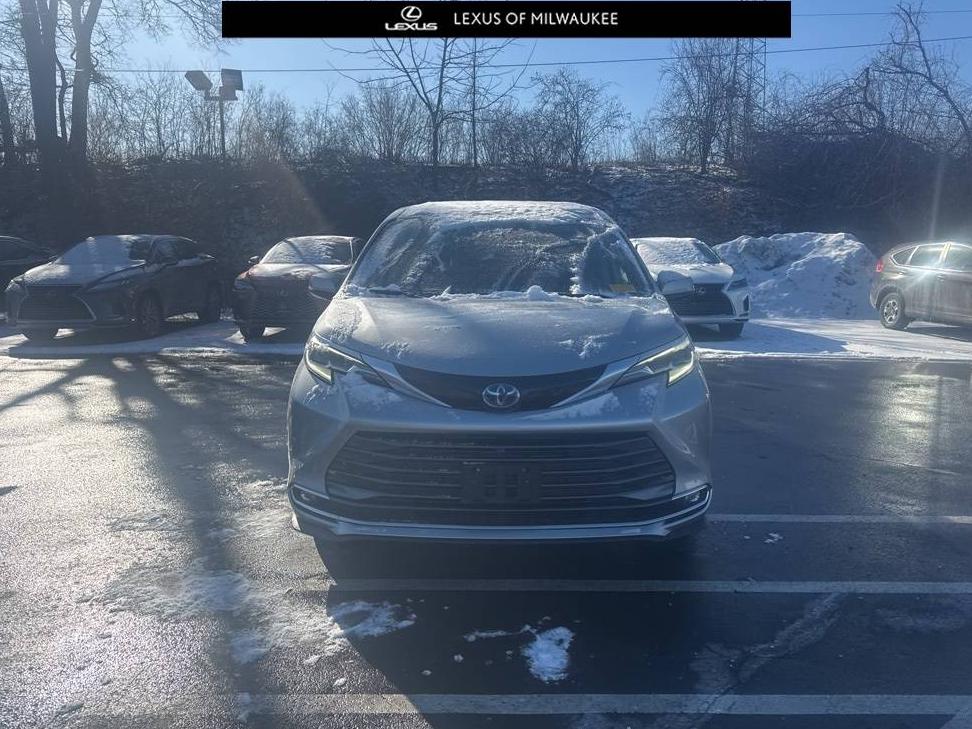 TOYOTA SIENNA 2021 5TDESKFC9MS030209 image