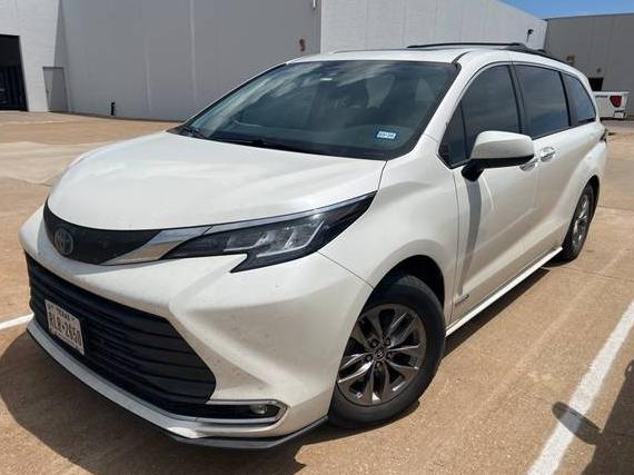 TOYOTA SIENNA 2021 5TDYRKEC4MS010332 image