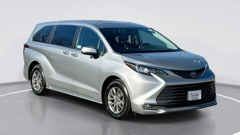 TOYOTA SIENNA 2021 5TDYRKEC7MS018845 image