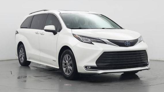 TOYOTA SIENNA 2021 5TDYRKECXMS035400 image