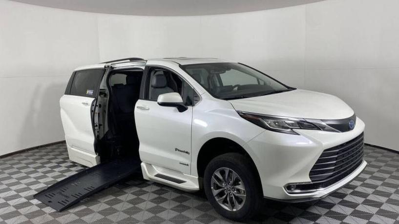 TOYOTA SIENNA 2021 5TDJRKEC9MS060337 image