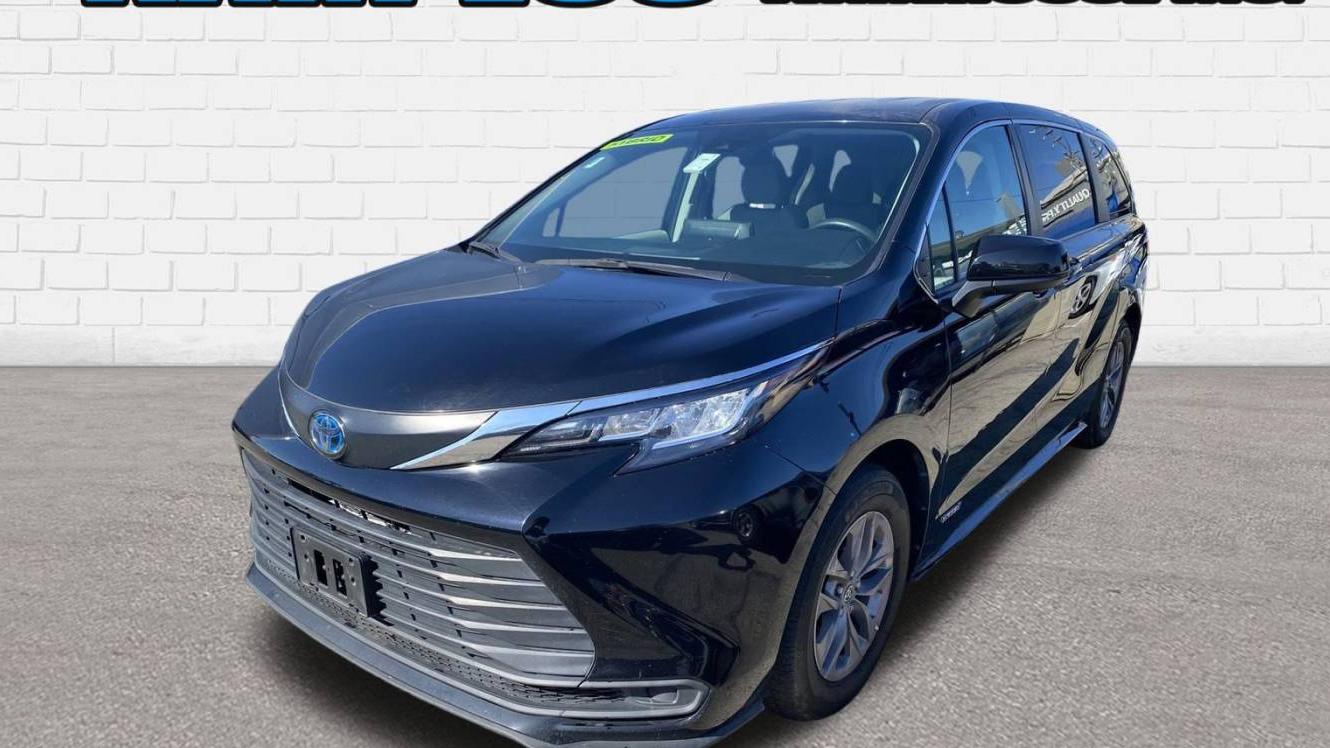 TOYOTA SIENNA 2021 5TDKRKEC6MS047419 image