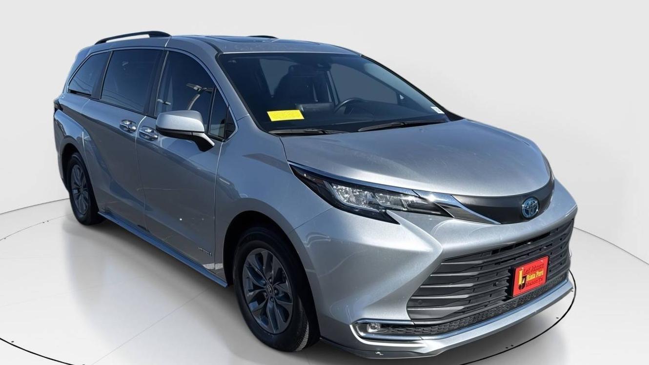 TOYOTA SIENNA 2021 5TDYRKEC0MS068583 image